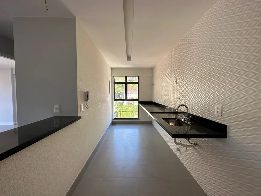 Foto 1 de Apartamento com 1 Quarto à venda, 50m² em Varzea, Teresópolis