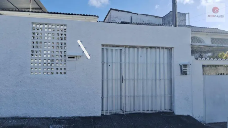 Foto 1 de Casa com 3 Quartos à venda, 130m² em Cajueiro, Recife