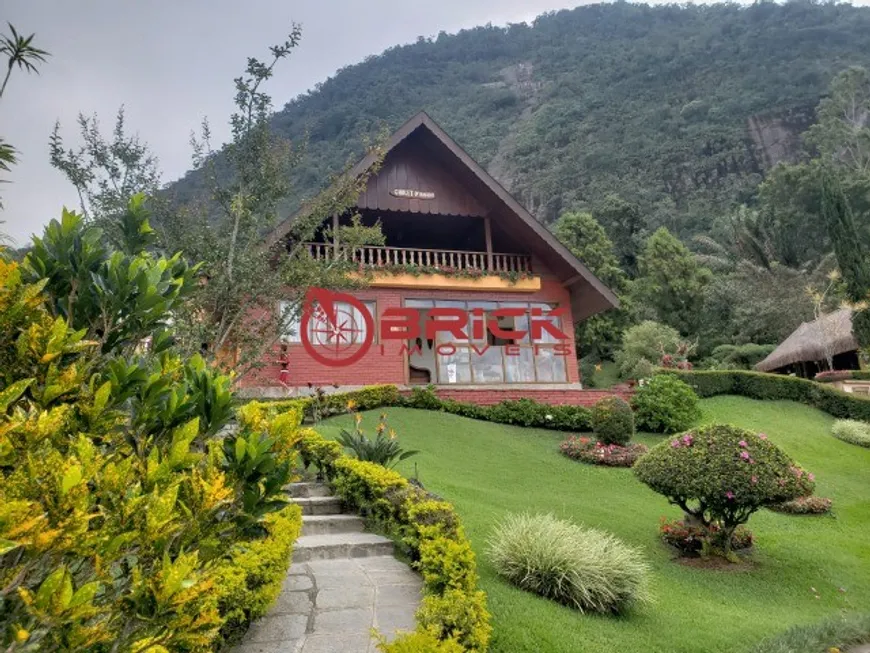 Foto 1 de Casa de Condomínio com 5 Quartos à venda, 365m² em Carlos Guinle, Teresópolis