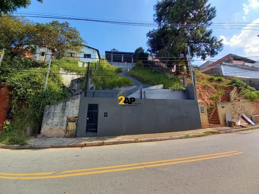 Foto 1 de Casa com 3 Quartos à venda, 150m² em Jardim São Luís, São Paulo