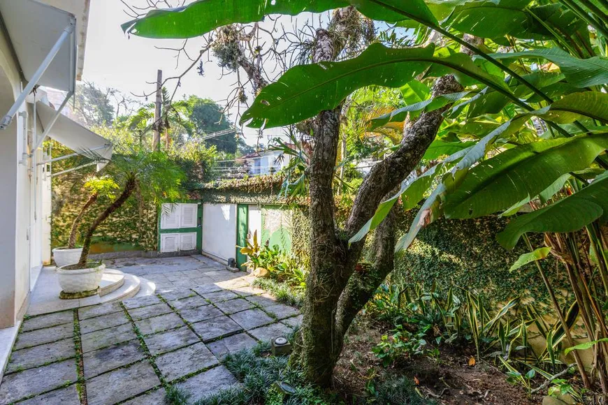 Foto 1 de Casa com 4 Quartos à venda, 450m² em Jardim Botânico, Rio de Janeiro