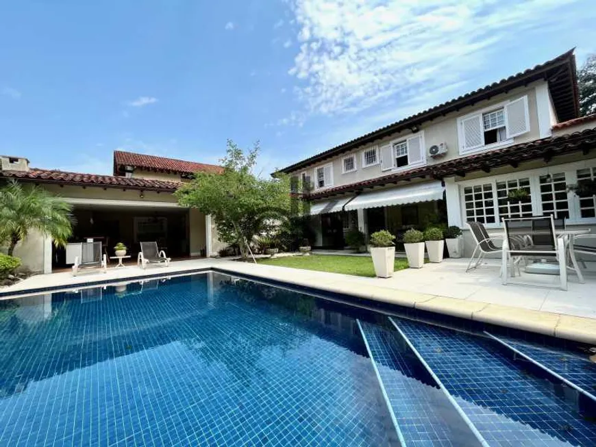 Foto 1 de Casa de Condomínio com 5 Quartos à venda, 686m² em Itanhangá, Rio de Janeiro