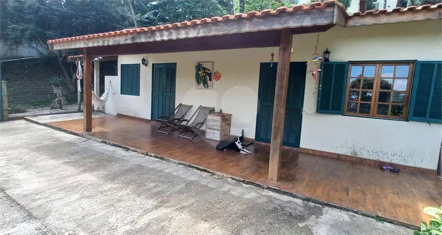 Foto 1 de Casa com 2 Quartos à venda, 70m² em Serra da Cantareira, Mairiporã