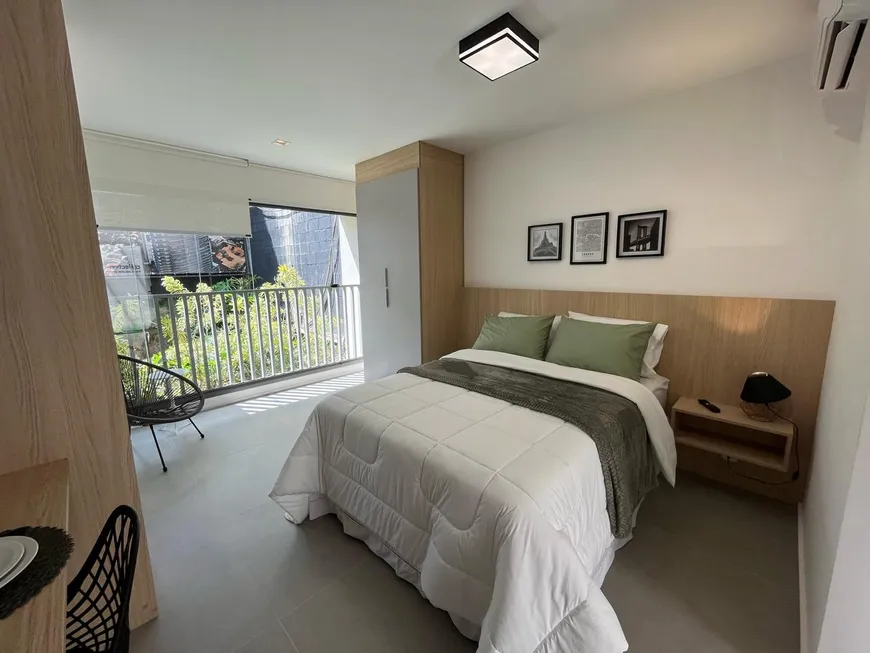 Foto 1 de Apartamento com 1 Quarto à venda, 26m² em Moema, São Paulo