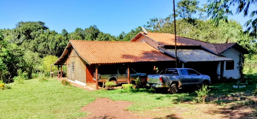 Foto 1 de Chácara com 3 Quartos à venda, 200m² em Parque dos Novos Estados, Campo Grande