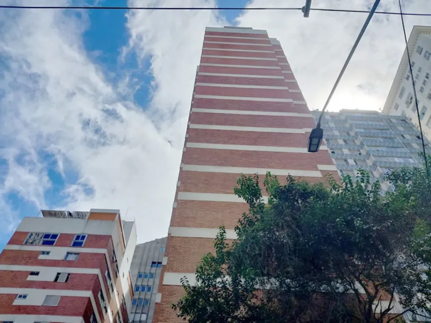 Foto 1 de Apartamento com 2 Quartos para alugar, 100m² em Jardim Paulista, São Paulo