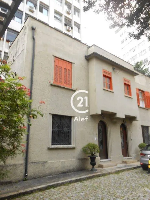 Foto 1 de Casa de Condomínio com 3 Quartos para alugar, 212m² em Higienópolis, São Paulo
