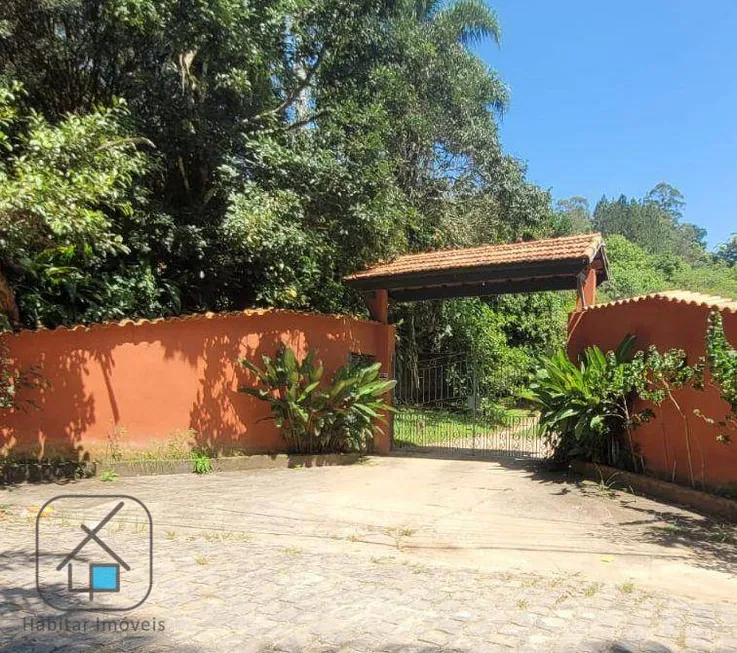 Foto 1 de Fazenda/Sítio com 7 Quartos à venda, 271m² em Luiz Carlos, Guararema