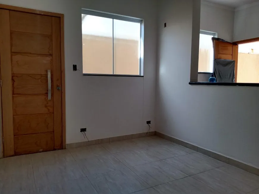 Foto 1 de Casa de Condomínio com 2 Quartos à venda, 77m² em Nova Mirim, Praia Grande