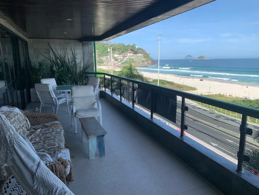 Foto 1 de Apartamento com 3 Quartos para alugar, 198m² em Barra da Tijuca, Rio de Janeiro