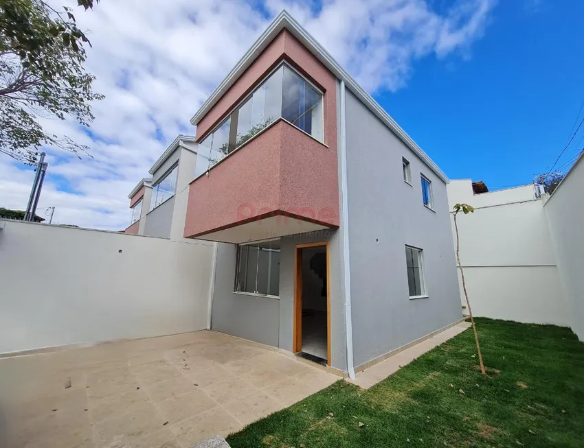 Foto 1 de Casa com 3 Quartos à venda, 195m² em Itapoã, Belo Horizonte