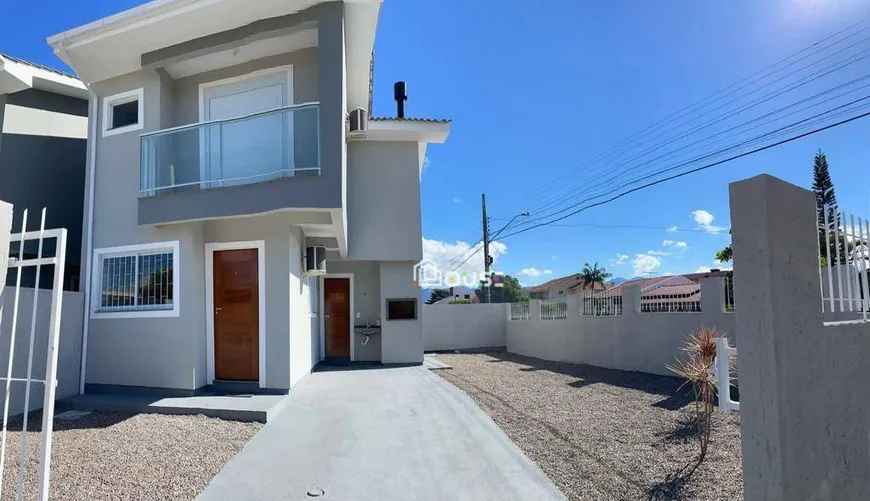 Foto 1 de Casa de Condomínio com 2 Quartos à venda, 68m² em Praia do Sonho, Palhoça