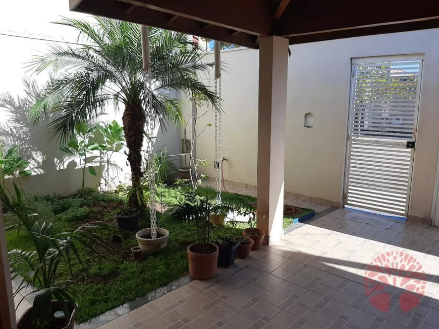 Foto 1 de Casa com 3 Quartos à venda, 180m² em Jardim Copacabana, Jundiaí