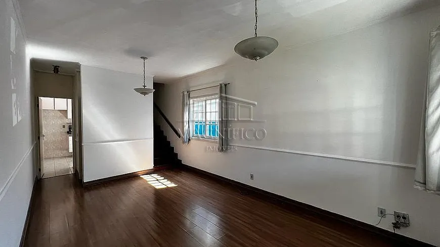 Foto 1 de Casa de Condomínio com 3 Quartos à venda, 139m² em Taboão, São Bernardo do Campo