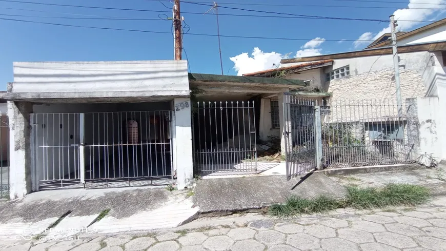 Foto 1 de Casa com 2 Quartos à venda, 133m² em Centro, Jacareí