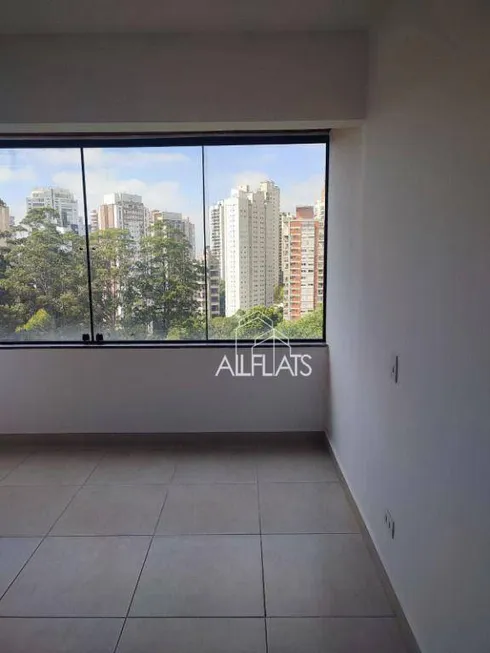 Foto 1 de Apartamento com 1 Quarto para venda ou aluguel, 35m² em Morumbi, São Paulo