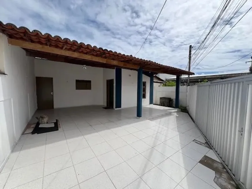 Foto 1 de Casa de Condomínio com 3 Quartos à venda, 200m² em Emaús, Parnamirim
