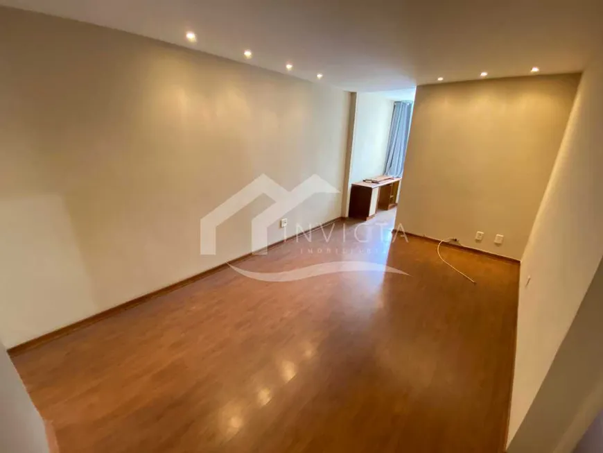 Foto 1 de Apartamento com 2 Quartos à venda, 70m² em Copacabana, Rio de Janeiro