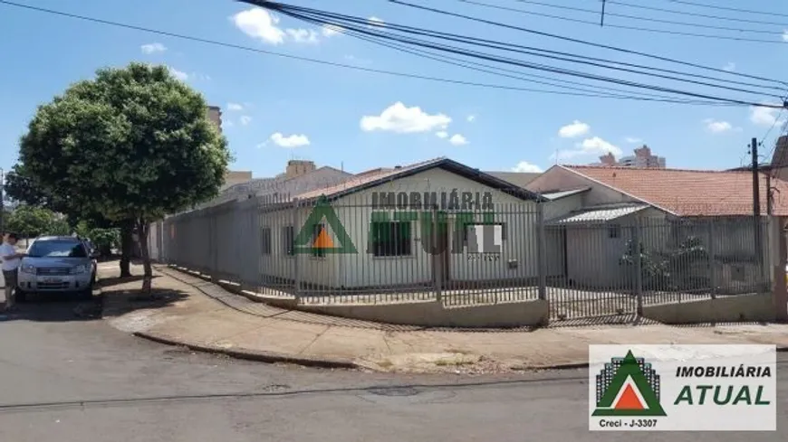 Foto 1 de Casa com 3 Quartos à venda, 110m² em Centro, Londrina