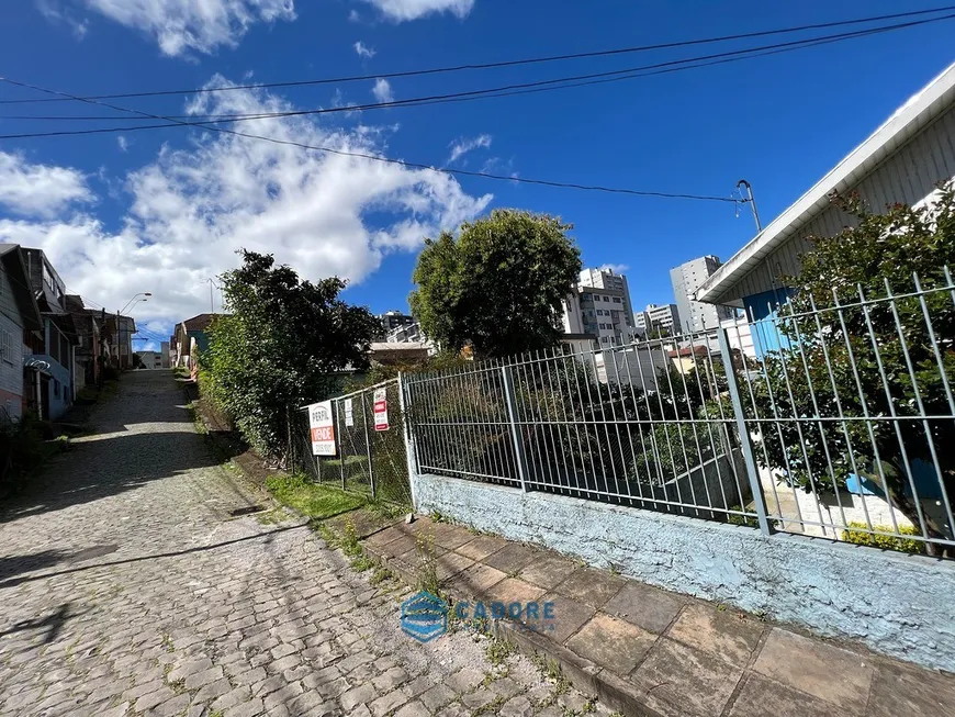 Foto 1 de Lote/Terreno à venda, 461m² em Lourdes, Caxias do Sul
