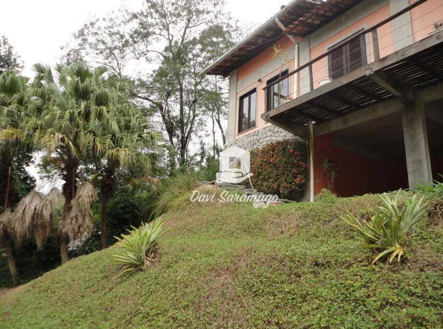 Foto 1 de Casa com 3 Quartos à venda, 255m² em Itaipu, Niterói