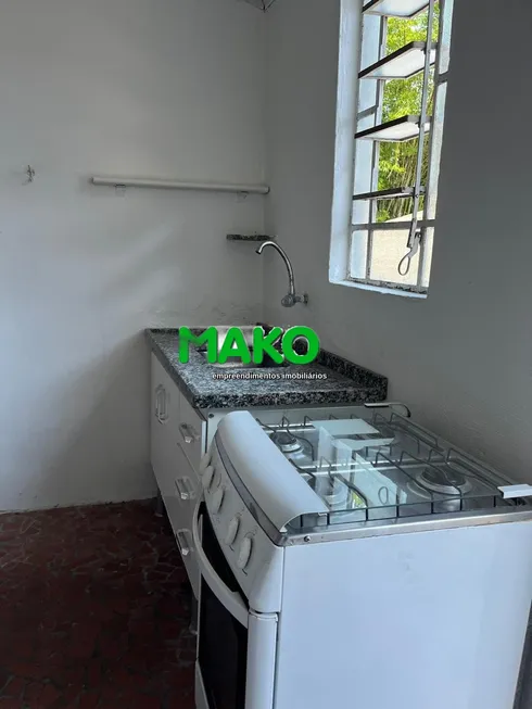 Foto 1 de Casa com 1 Quarto para alugar, 30m² em Vila Pirajussara, São Paulo