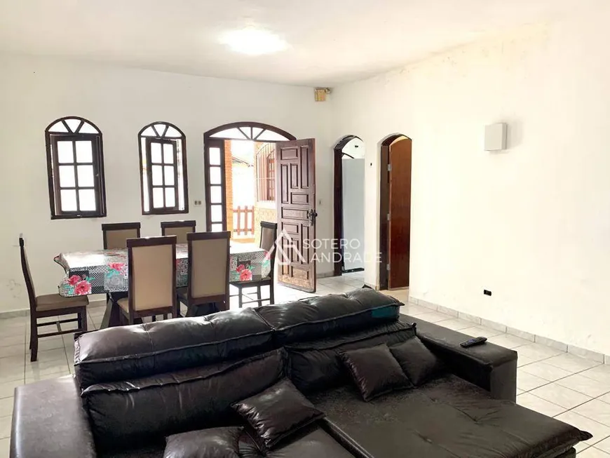 Foto 1 de Casa com 3 Quartos à venda, 129m² em Balneario Copacabana, Caraguatatuba