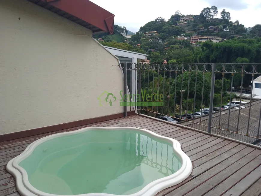 Foto 1 de Apartamento com 4 Quartos à venda, 80m² em Itaipava, Petrópolis