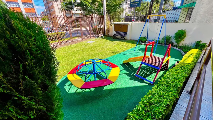 Foto 1 de Apartamento com 3 Quartos à venda, 79m² em Água Verde, Curitiba