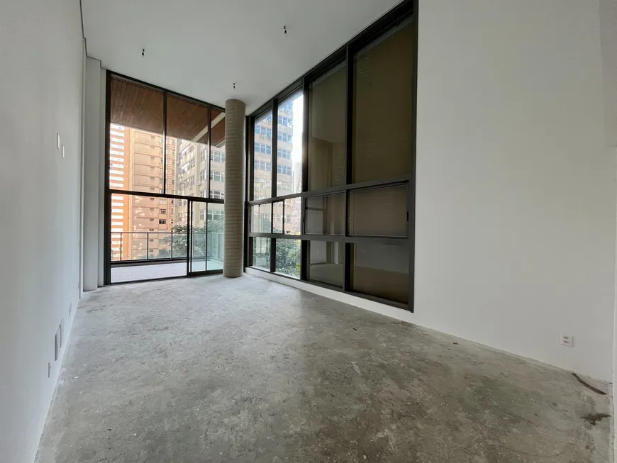 Foto 1 de Apartamento com 3 Quartos à venda, 143m² em Jardim Paulista, São Paulo