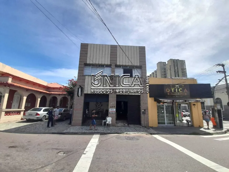 Foto 1 de Casa com 3 Quartos à venda, 380m² em Centro, Aracaju