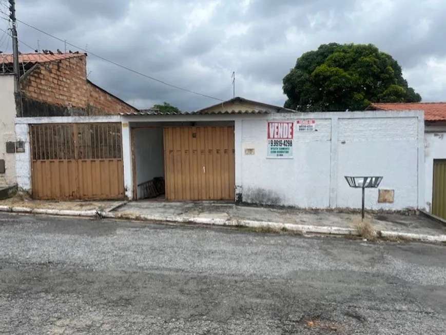 Foto 1 de Casa com 2 Quartos à venda, 65m² em Conjunto Residencial Aruana I, Goiânia
