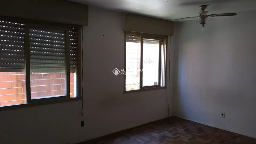 Foto 1 de Kitnet com 1 Quarto à venda, 32m² em Jardim Leopoldina, Porto Alegre