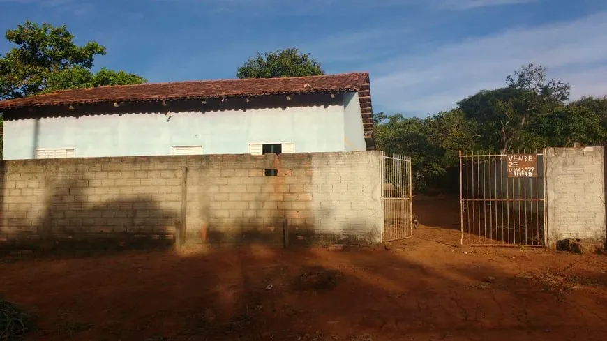 Foto 1 de Fazenda/Sítio com 3 Quartos à venda, 130m² em Mansoes Aguas Quentes, Caldas Novas