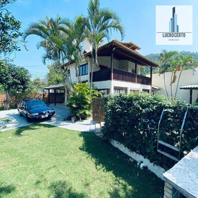 Foto 1 de Casa com 4 Quartos à venda, 200m² em Campeche, Florianópolis