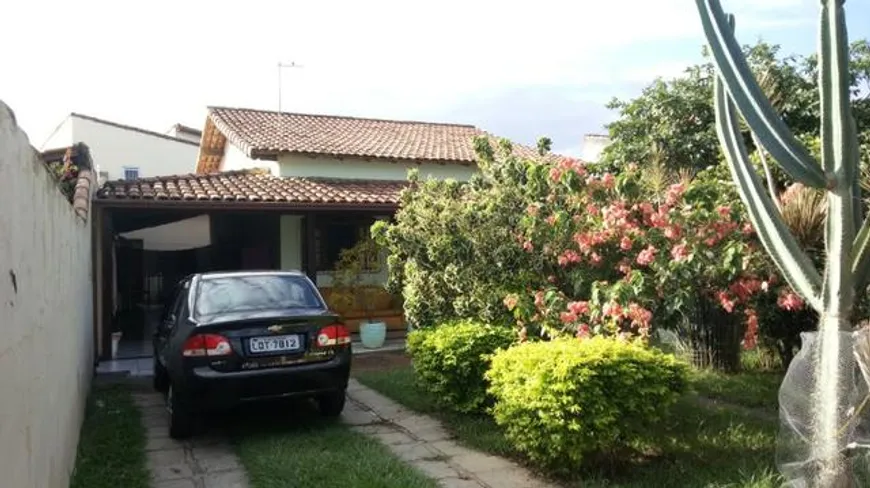 Foto 1 de Casa com 2 Quartos à venda, 105m² em Residencial Camping do Bosque, Rio das Ostras