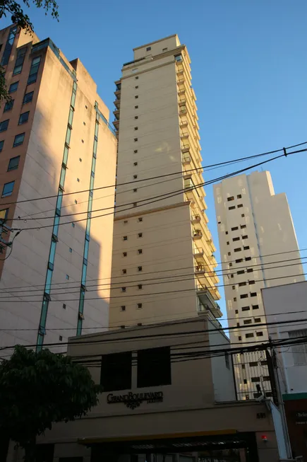 Foto 1 de Apartamento com 3 Quartos à venda, 258m² em Jardim Paulistano, São Paulo