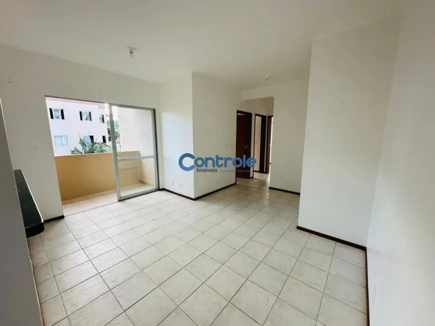 Foto 1 de Apartamento com 3 Quartos à venda, 66m² em Serraria, São José