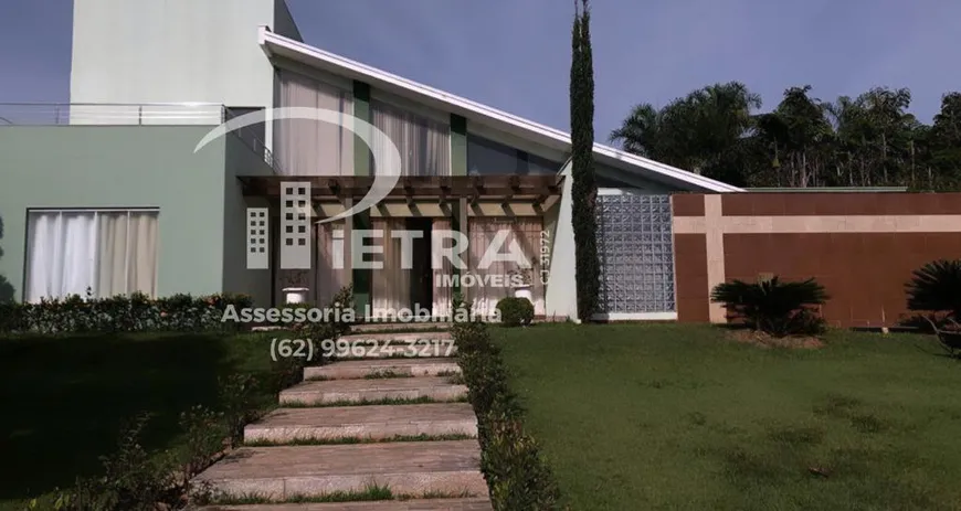 Foto 1 de Casa com 5 Quartos à venda, 312m² em Residencial Aldeia do Vale, Goiânia