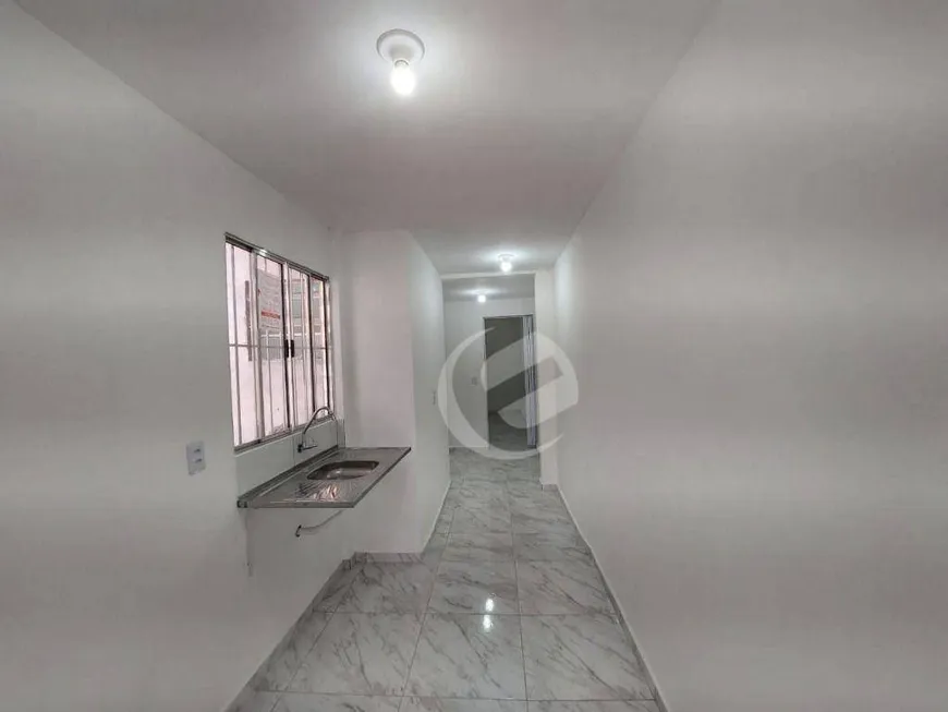 Foto 1 de Kitnet com 1 Quarto para alugar, 25m² em Jardim Bom Pastor, Santo André