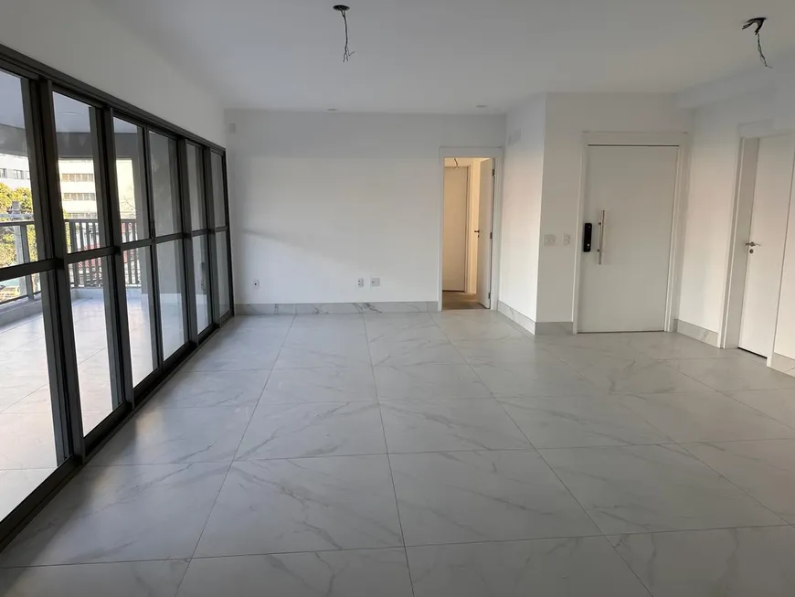 Foto 1 de Apartamento com 4 Quartos à venda, 156m² em Vila Mariana, São Paulo