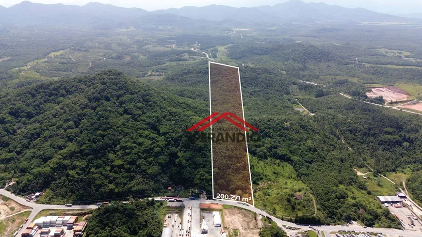 Foto 1 de Lote/Terreno à venda, 200271m² em Jaguaruna, Itapoá