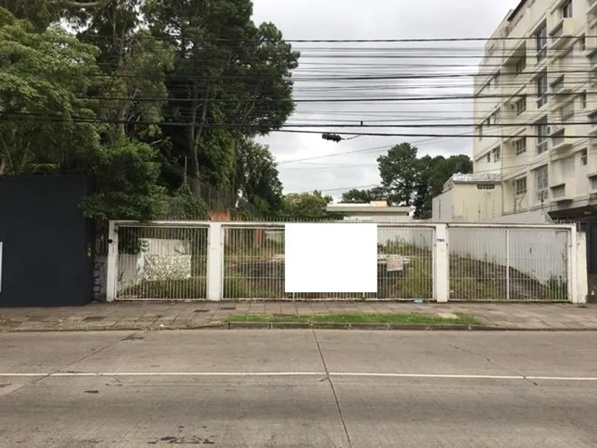 Foto 1 de Lote/Terreno para alugar, 655m² em Três Figueiras, Porto Alegre