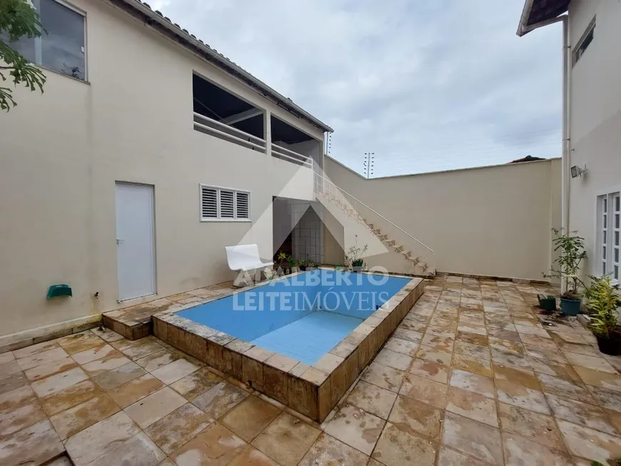 Foto 1 de Casa com 4 Quartos à venda, 251m² em Conjunto Habitacional Turu, São Luís