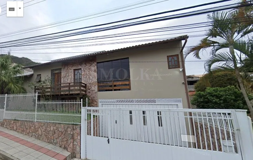 Foto 1 de Casa com 2 Quartos à venda, 166m² em Trindade, Florianópolis