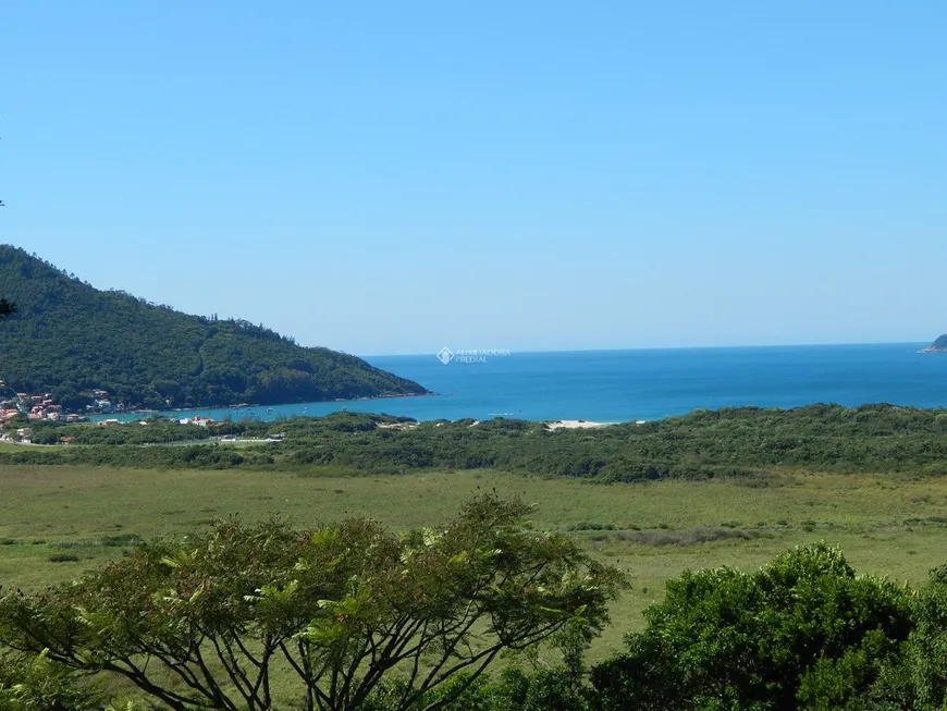 Foto 1 de Fazenda/Sítio com 2 Quartos à venda, 20000m² em Armação, Florianópolis