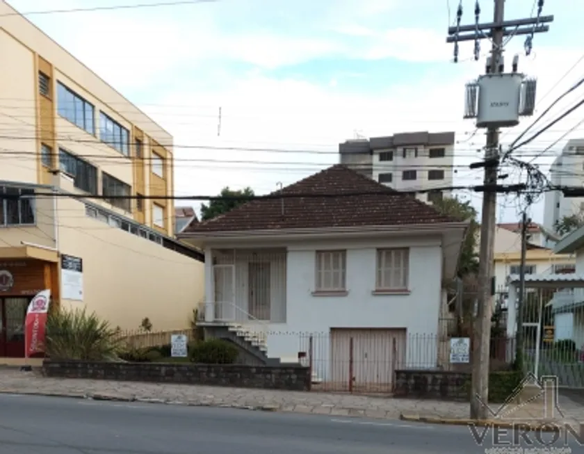 Foto 1 de Casa com 3 Quartos à venda, 254m² em Pio X, Caxias do Sul