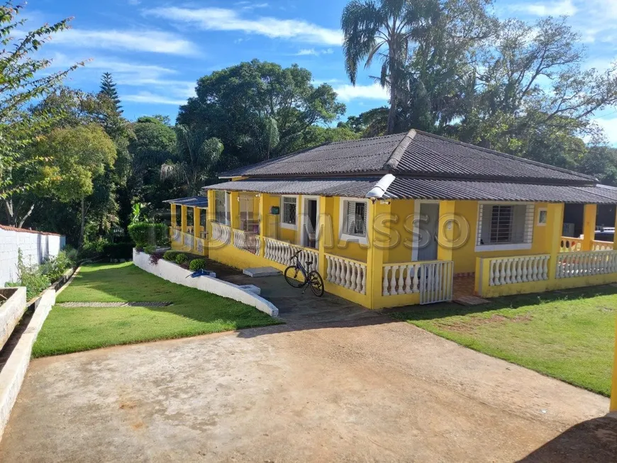 Foto 1 de Fazenda/Sítio com 2 Quartos à venda, 1620m² em Curral, Ibiúna