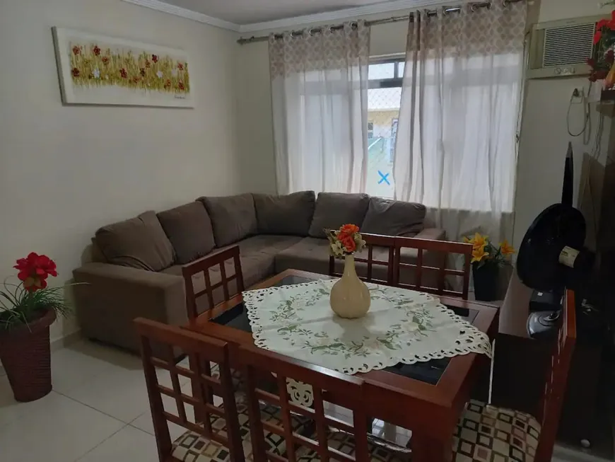 Foto 1 de Apartamento com 3 Quartos à venda, 76m² em Ponta da Praia, Santos