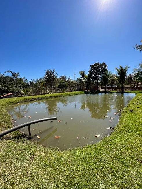 Foto 1 de Fazenda/Sítio com 3 Quartos à venda, 2200m² em Setor Lagoa Quente, Caldas Novas